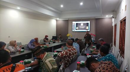 Dinas Sosial Sleman Sosialisasikan Penumbuhan PUSKESOS & SLRT